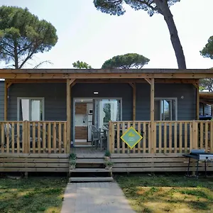 ** Campeggio Fabulous Village Italia